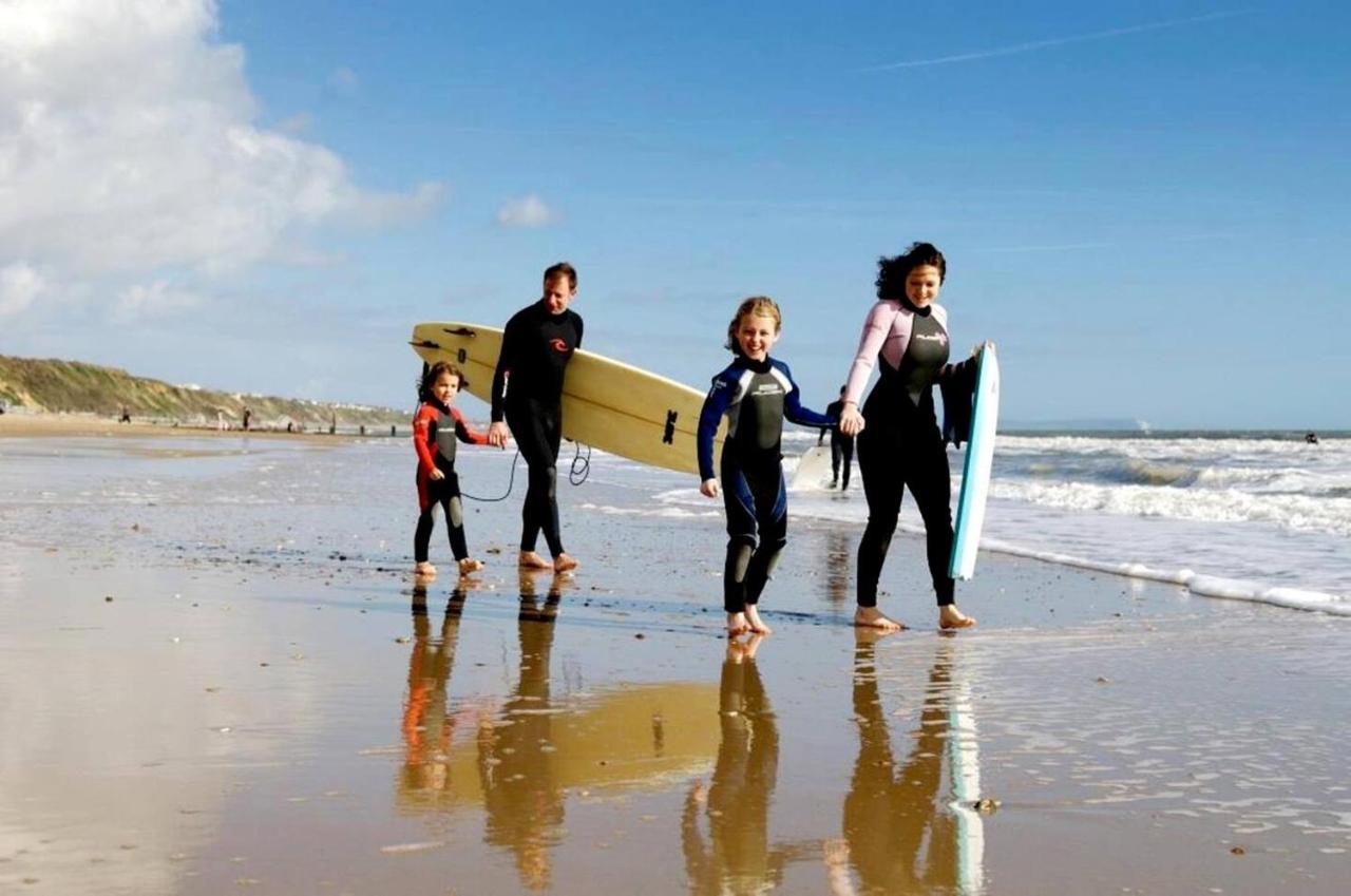 Flat-C, 4 Adults, 20 Mins To Beach, Netflix, Wifi, Sleeps 4 Adults Bournemouth Exteriér fotografie