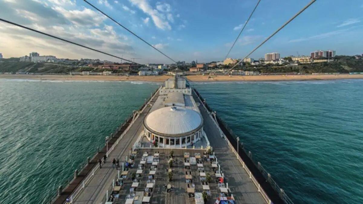 Flat-C, 4 Adults, 20 Mins To Beach, Netflix, Wifi, Sleeps 4 Adults Bournemouth Exteriér fotografie